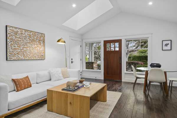 185 Colorado Ave Palo Alto, CA 94301