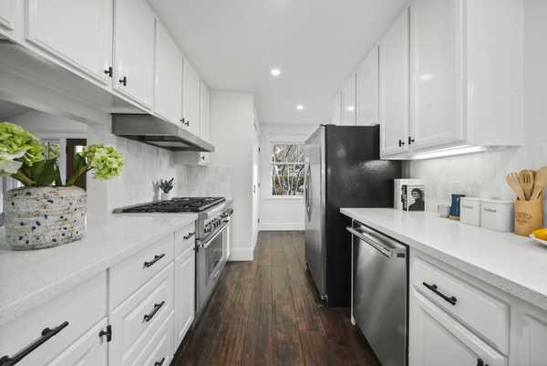 185 Colorado Ave Palo Alto, CA 94301