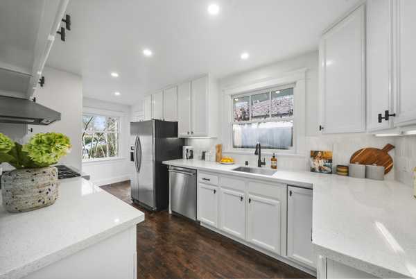 185 Colorado Ave Palo Alto, CA 94301