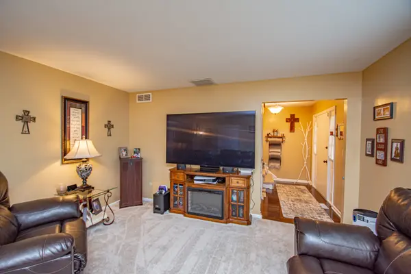 5441 Splitrock Dr, Dayton, OH 45424
