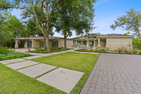 10 Hedge Ln, Austin, TX 78746
