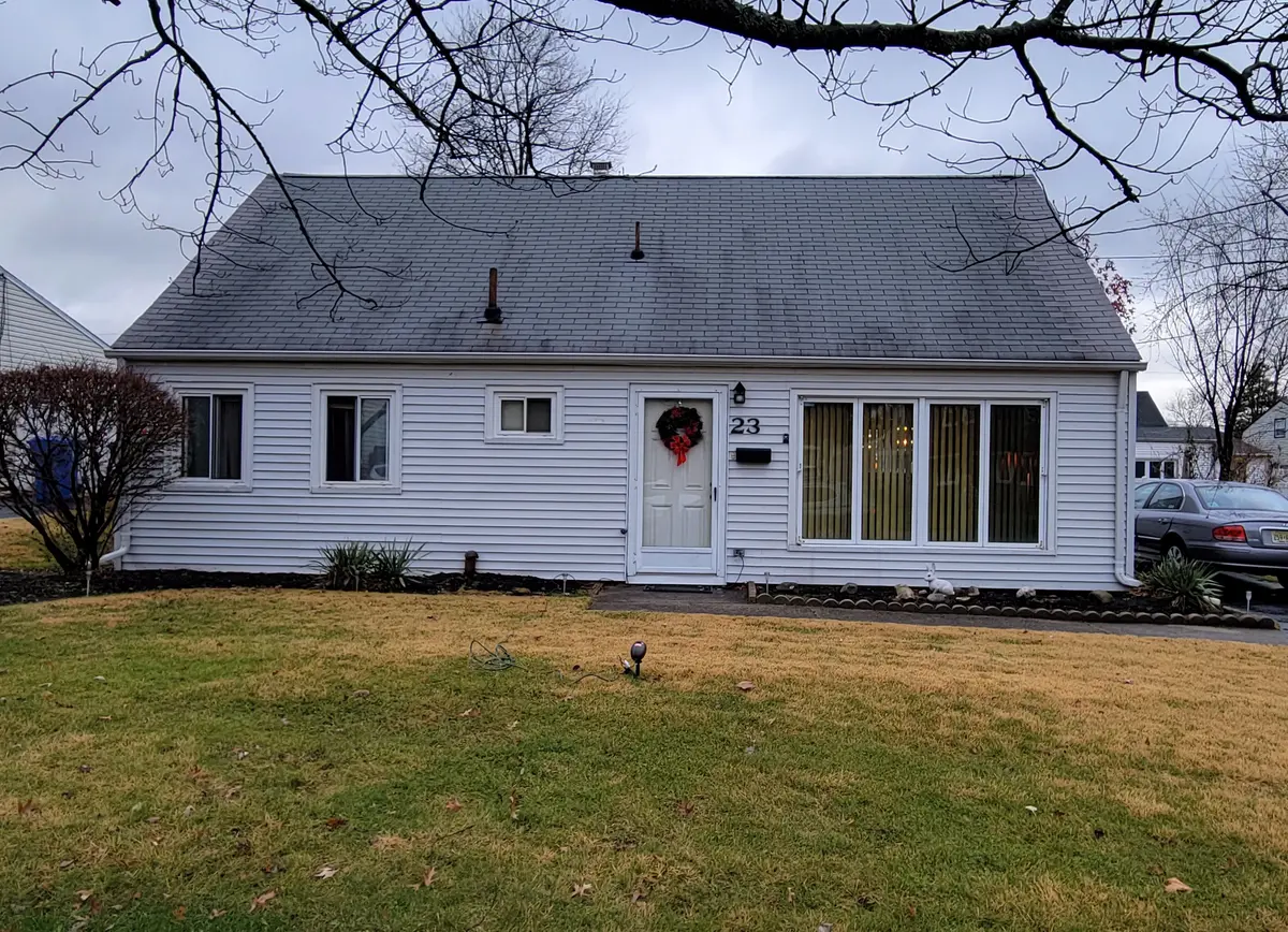 23 W Iselin Pkwy, Iselin, NJ 08830