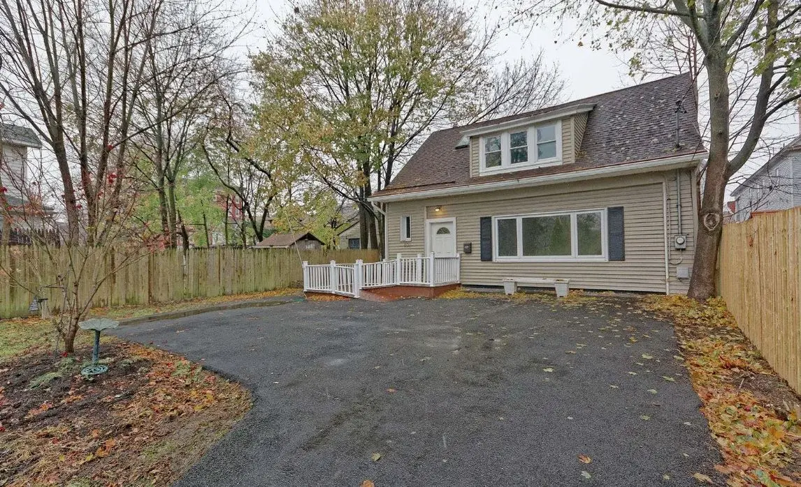 809 Park Ave, Albany, NY 12208
