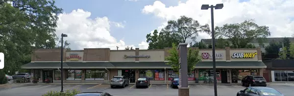 Palatine, IL 60067,737 W Palatine Rd