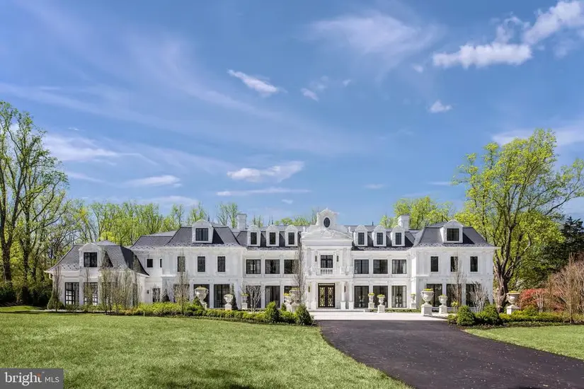 6431 Georgetown Pike, Mclean, VA 22101