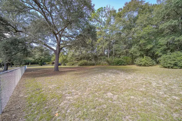 5772 Windham Rd, Milton, FL 32570