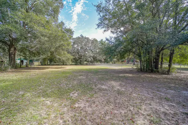 5772 Windham Rd, Milton, FL 32570