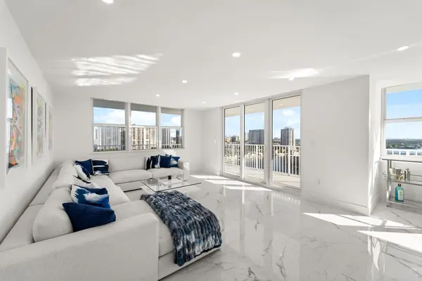 2801 NE 183rd St #Unit 2116W, Aventura, FL 33160