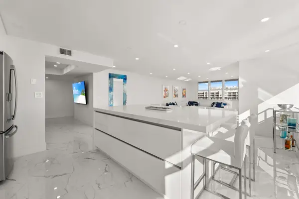 2801 NE 183rd St #Unit 2116W, Aventura, FL 33160