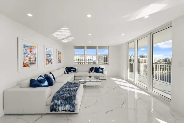 2801 NE 183rd St #Unit 2116W, Aventura, FL 33160