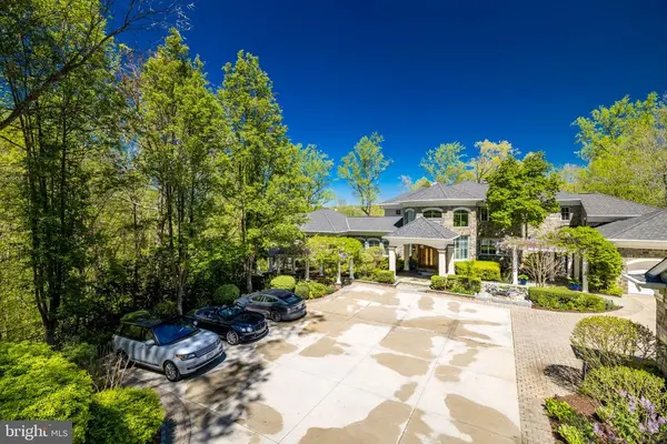 658 Live Oak Dr, Mclean, VA 22101
