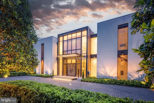 410 Chain Bridge Rd, Mclean, VA 22101