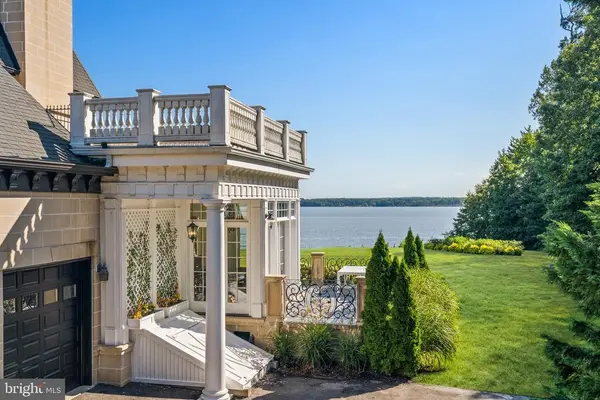11299 Cresswell Lndg, Lorton, VA 22079