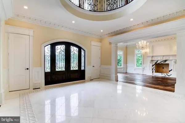 35A Elsiragy Court, Mclean, VA 22102