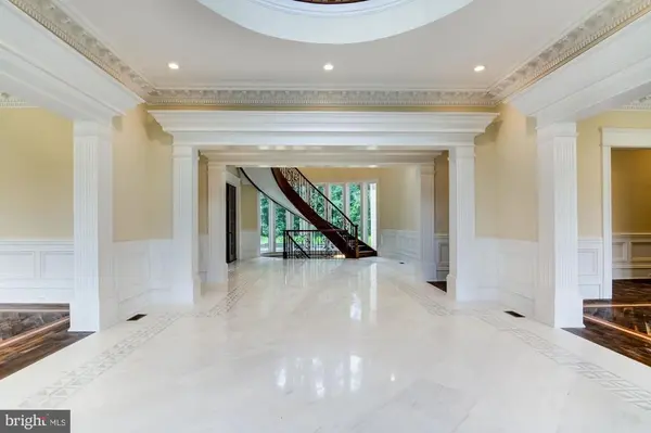 35A Elsiragy Court, Mclean, VA 22102