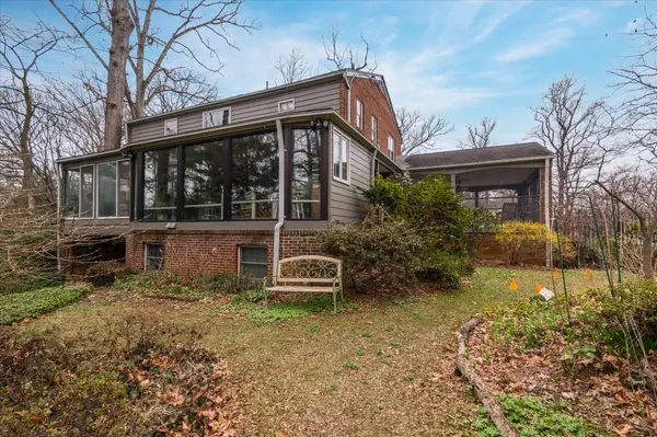 1443 Crestridge Dr, Silver Spring, MD 20910