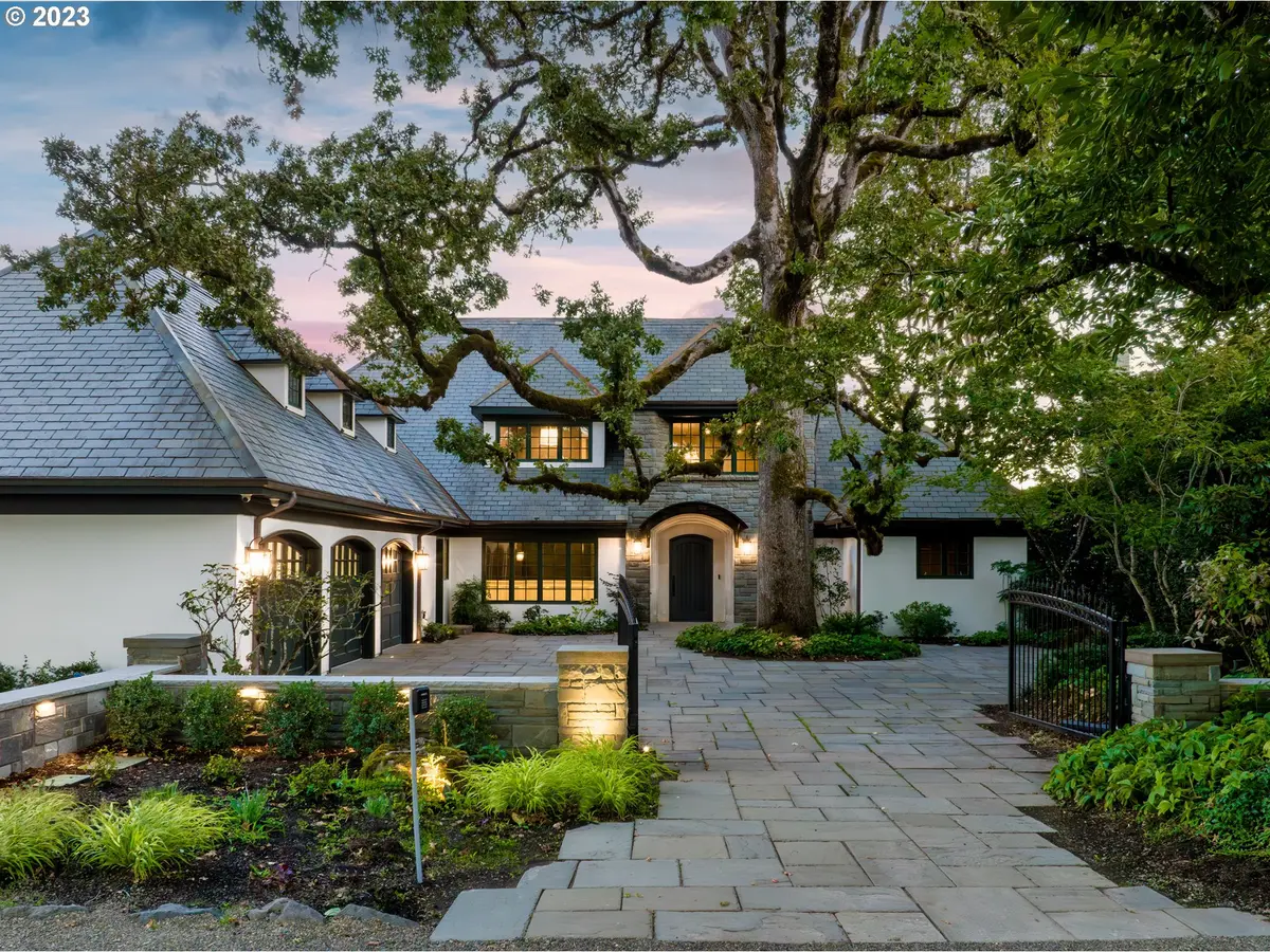 1776 Ridgecrest Dr, Lake Oswego, OR 97034