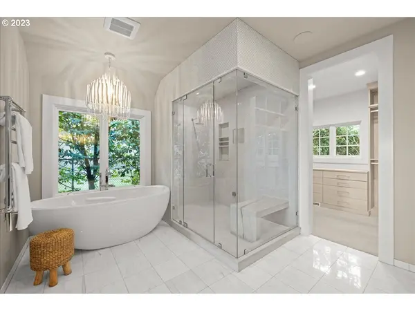 1776 Ridgecrest Dr, Lake Oswego, OR 97034