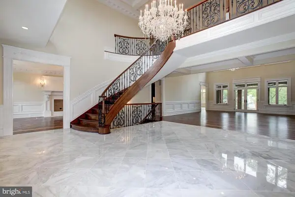 35B Elsiragy Court, Mclean, VA 22102