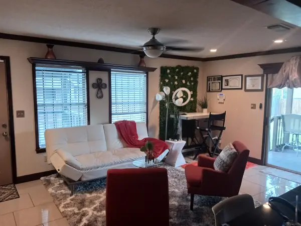 8117 Cannon St, Houston, TX 77051