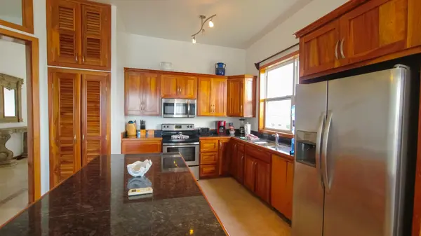 1 Mile West Costa del Sol #Penthouse 1, San Pedro, Caye