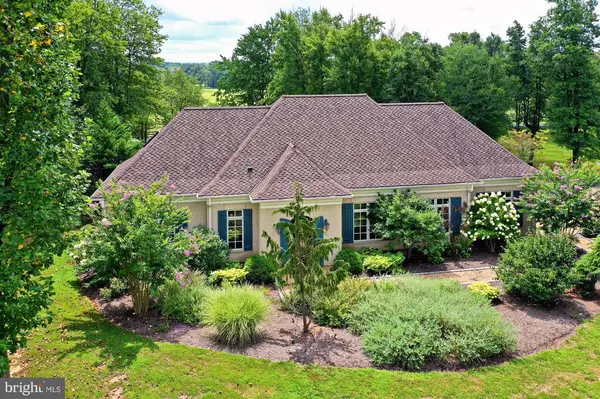 21281 Belle Grey Ln, Upperville, VA 20184