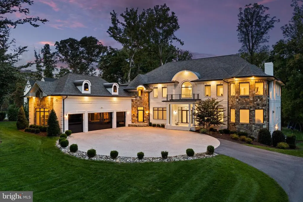 8600 Brook Rd, Mclean, VA 22102