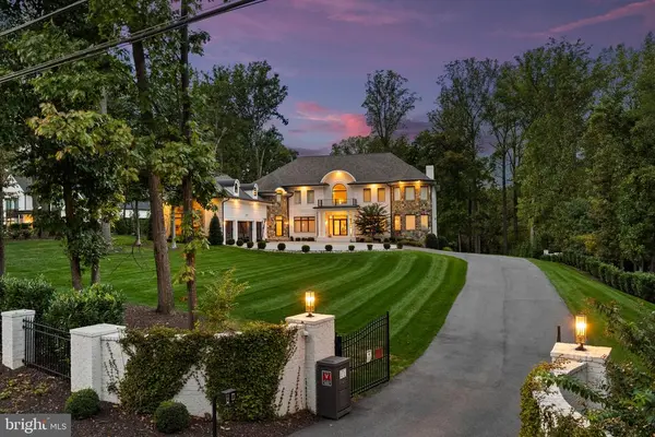 8600 Brook Rd, Mclean, VA 22102