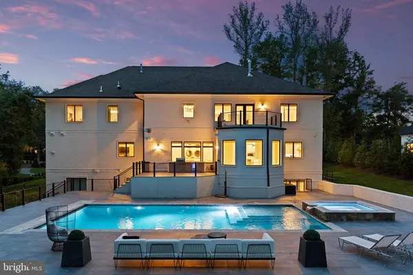 8600 Brook Rd, Mclean, VA 22102