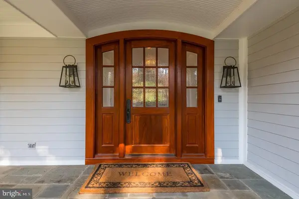 7032 Benjamin St, Mclean, VA 22101