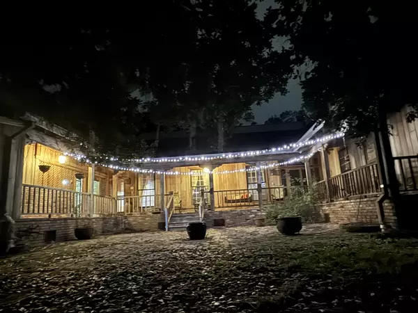 Gonzales, LA 70737-6082,Babin Rd