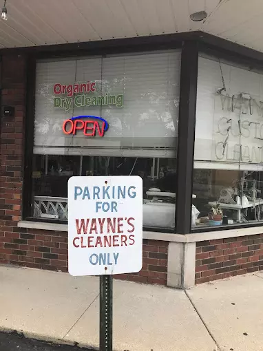 Highland Park, IL 60035,575 Roger Williams Ave