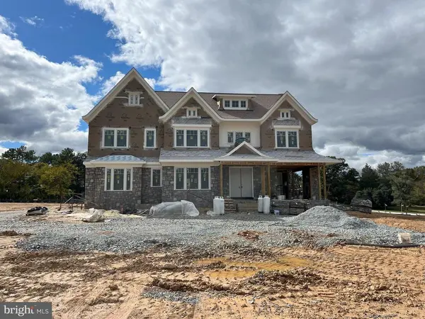 9609 Georgetown Pike, Great Falls, VA 22066