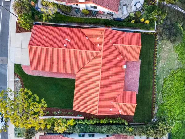 322 Santa Helena, Solana Beach, CA 92075