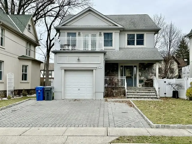 95 Highwood Ave, Englewood, NJ 07631