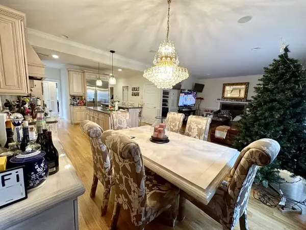 95 Highwood Ave, Englewood, NJ 07631