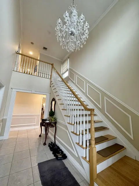 95 Highwood Ave, Englewood, NJ 07631