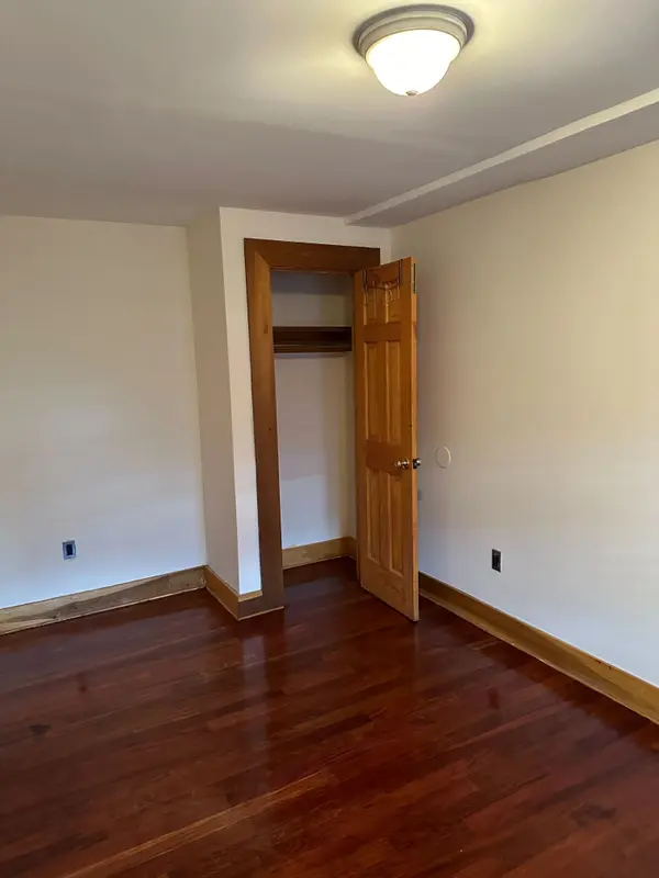 1067 E 85th St #1, Brooklyn, NY 11236