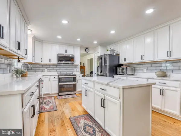 34577 Snickersville Tpke, Bluemont, VA 20135