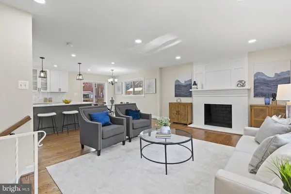 5224 7th St S, Arlington, VA 22204