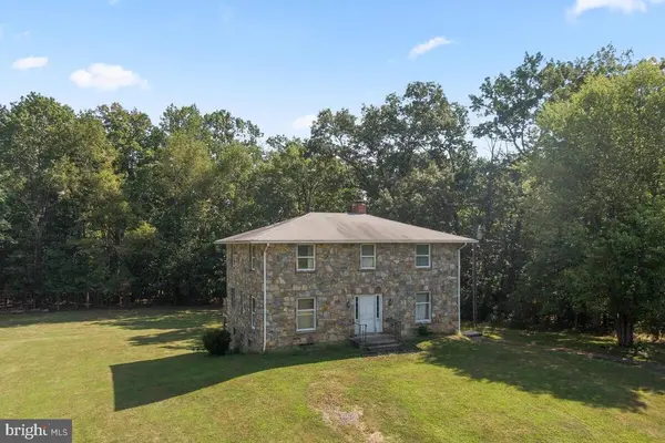 8929 Burwell Rd, Nokesville, VA 20181