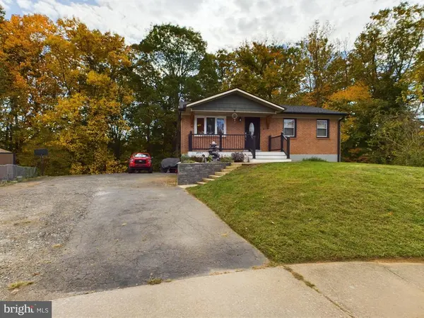 4801 Kempair Dr, Woodbridge, VA 22193