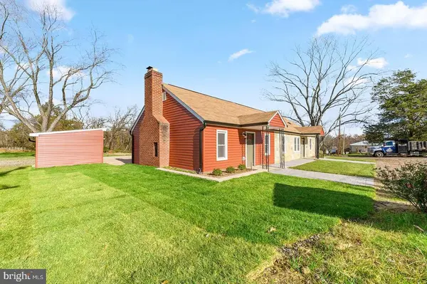 14742 Vint Hill Rd, Nokesville, VA 20181