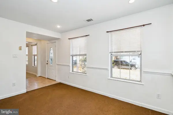 13488 Princedale Dr, Woodbridge, VA 22193