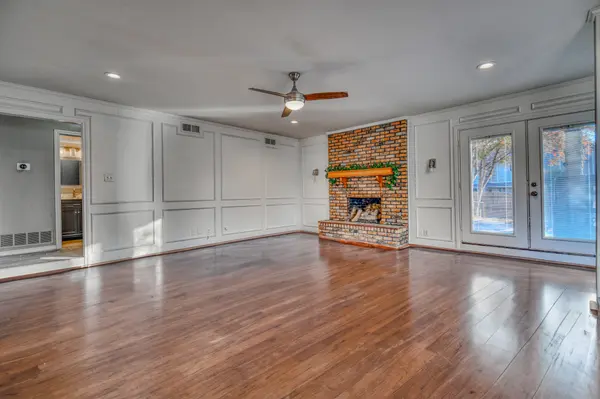 4 Hickory Hills Blvd, Hickory Creek, TX 75065