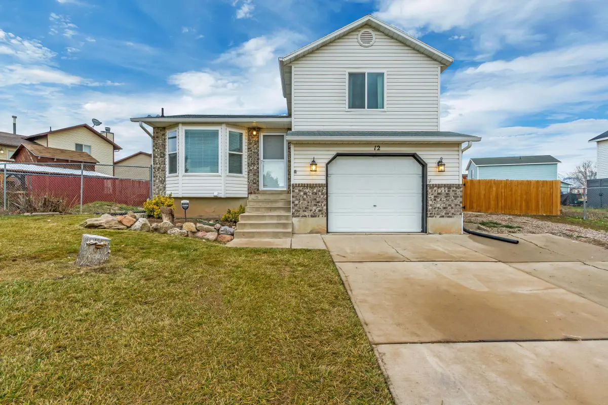 12 S 500 W, Clearfield, UT 84015