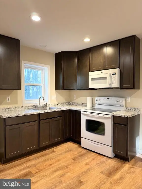 24490 Lenah Rd, Aldie, VA 20105