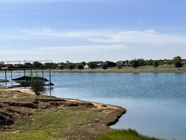4012 Upper Circle Ct, Granbury, TX