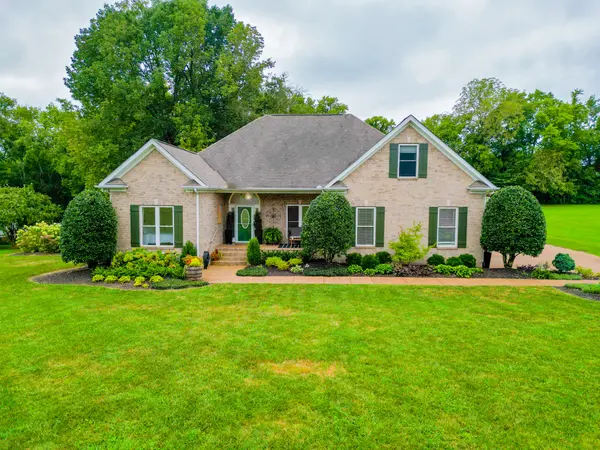 1016 Hiltonwood Blvd, Castalian Springs, TN 37031