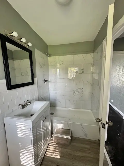 130 Bangor Dr, San Antonio, TX 78228